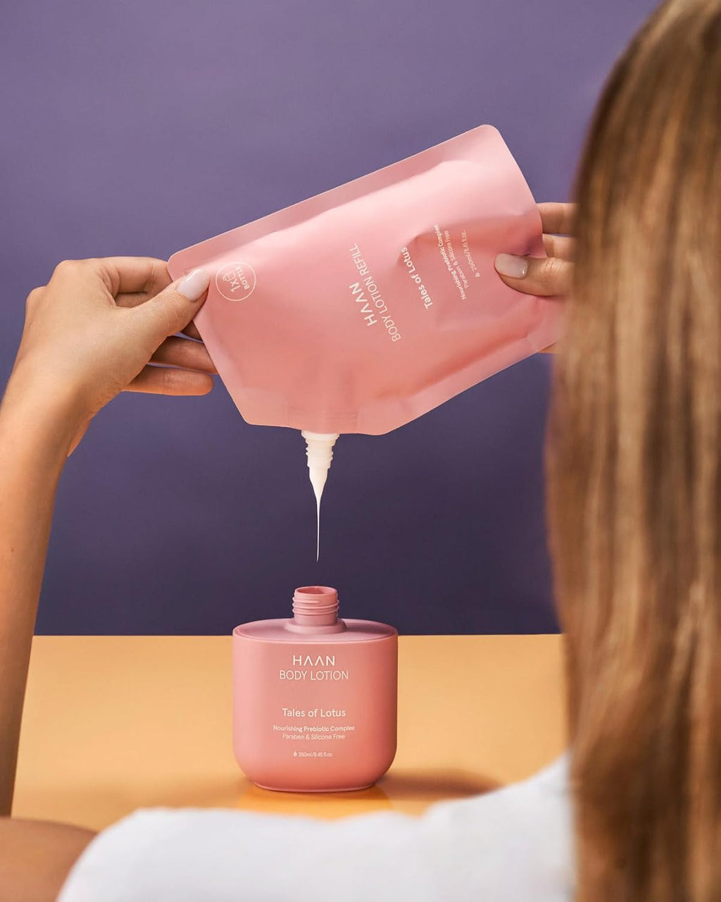 - Lotion Corporelle Hidratante Y Nutritiva, Con 97% Ingredientes Naturales Y Prebióticos. Recargable. Crema Cuerpo Tales of Lotus